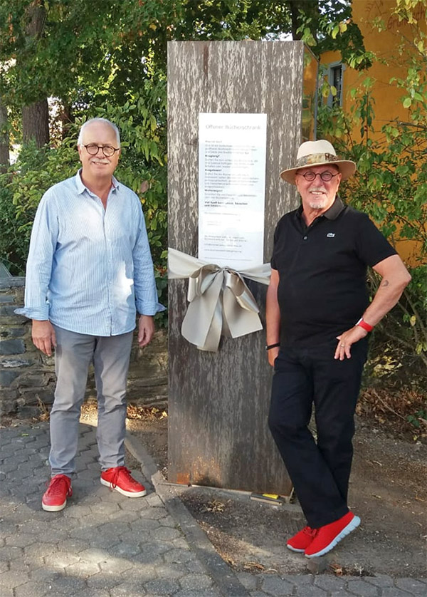 Eröffnung Bücherschrank